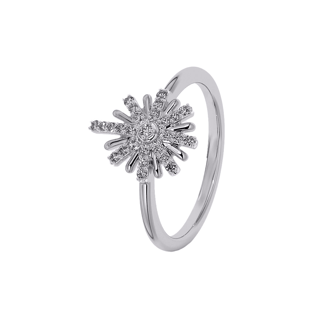 Diamond Cluster Starburst Flower Ring in Gold