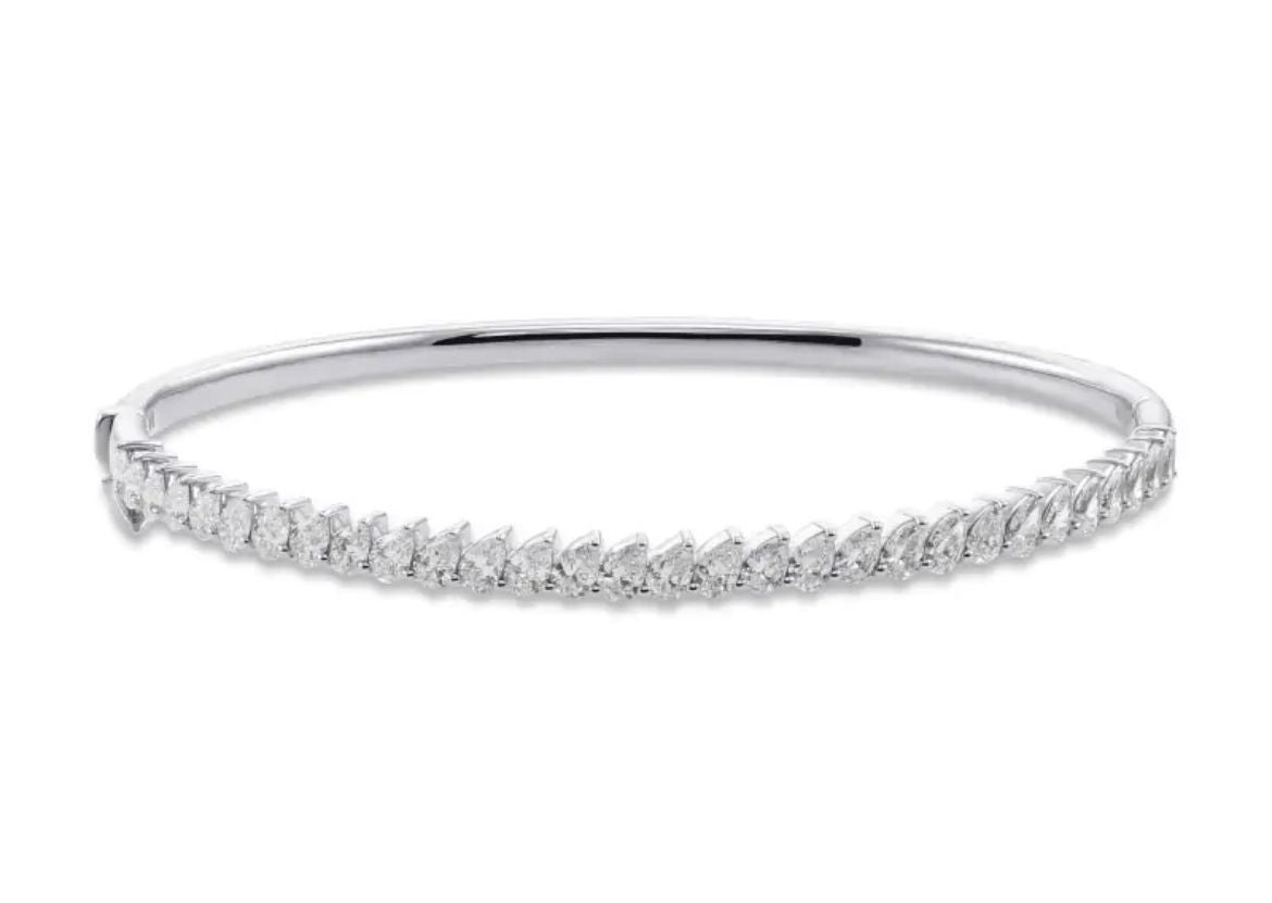 Elegant Gold Diamond Tennis Bracelet