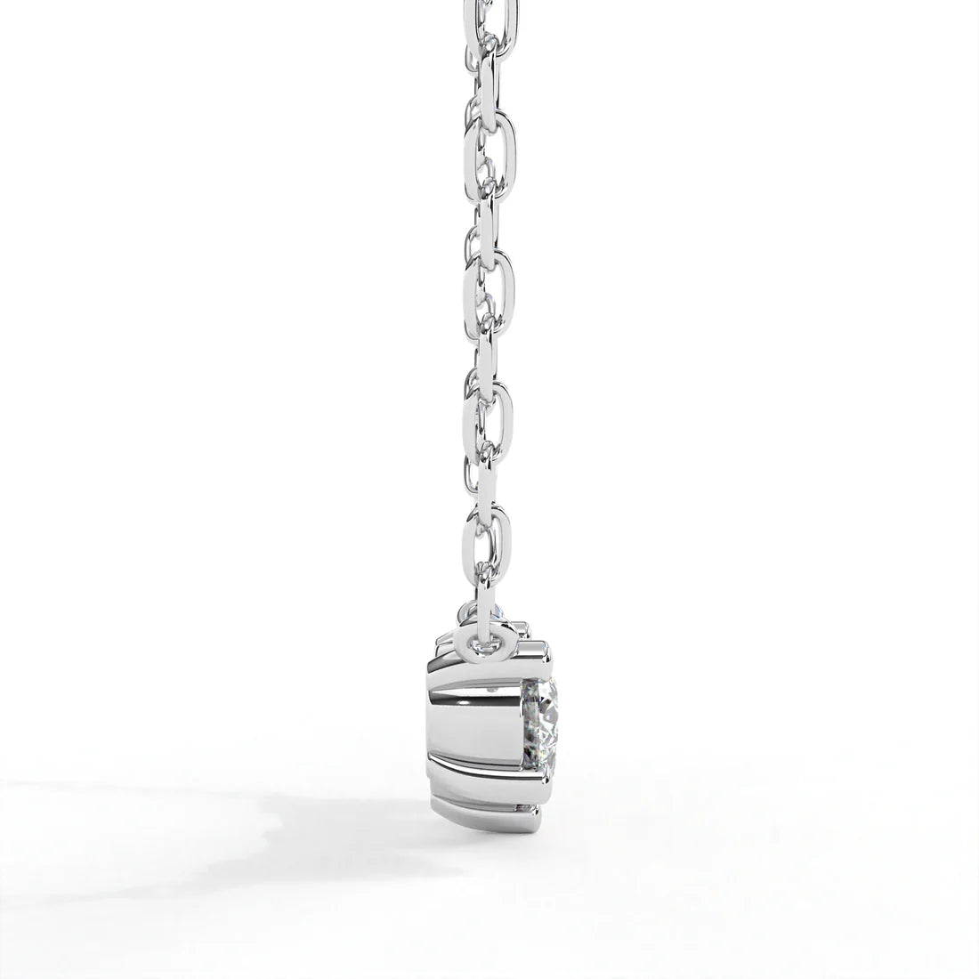 Horizontal Triple Round Cut Diamond Necklace in Gold