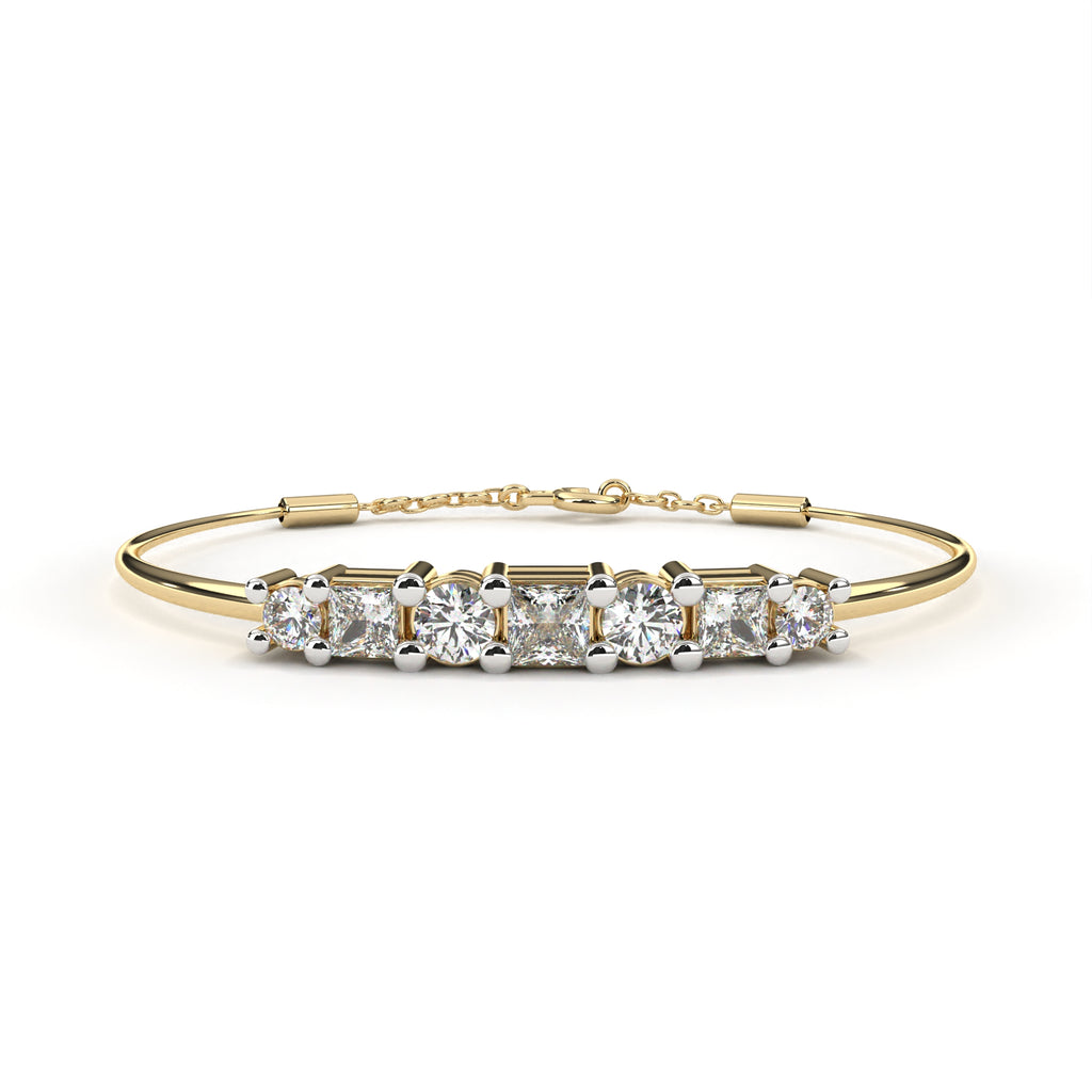 Gold diamond bracelet with round and princess cut stones