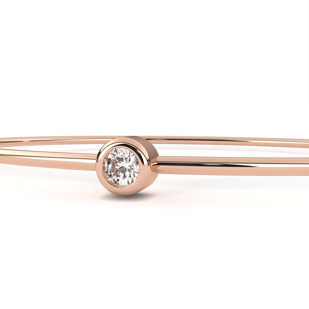 Minimal rose gold bangle with round diamond