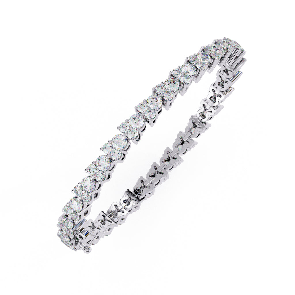 White Gold tennis bracelet with round diamonds