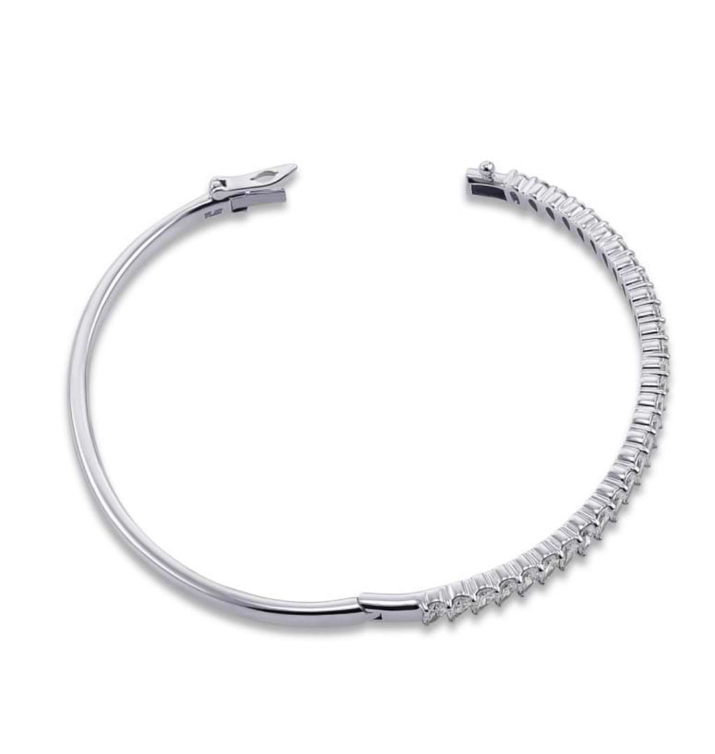 Trending White Gold Diamond Tennis Bracelet in Melbourne