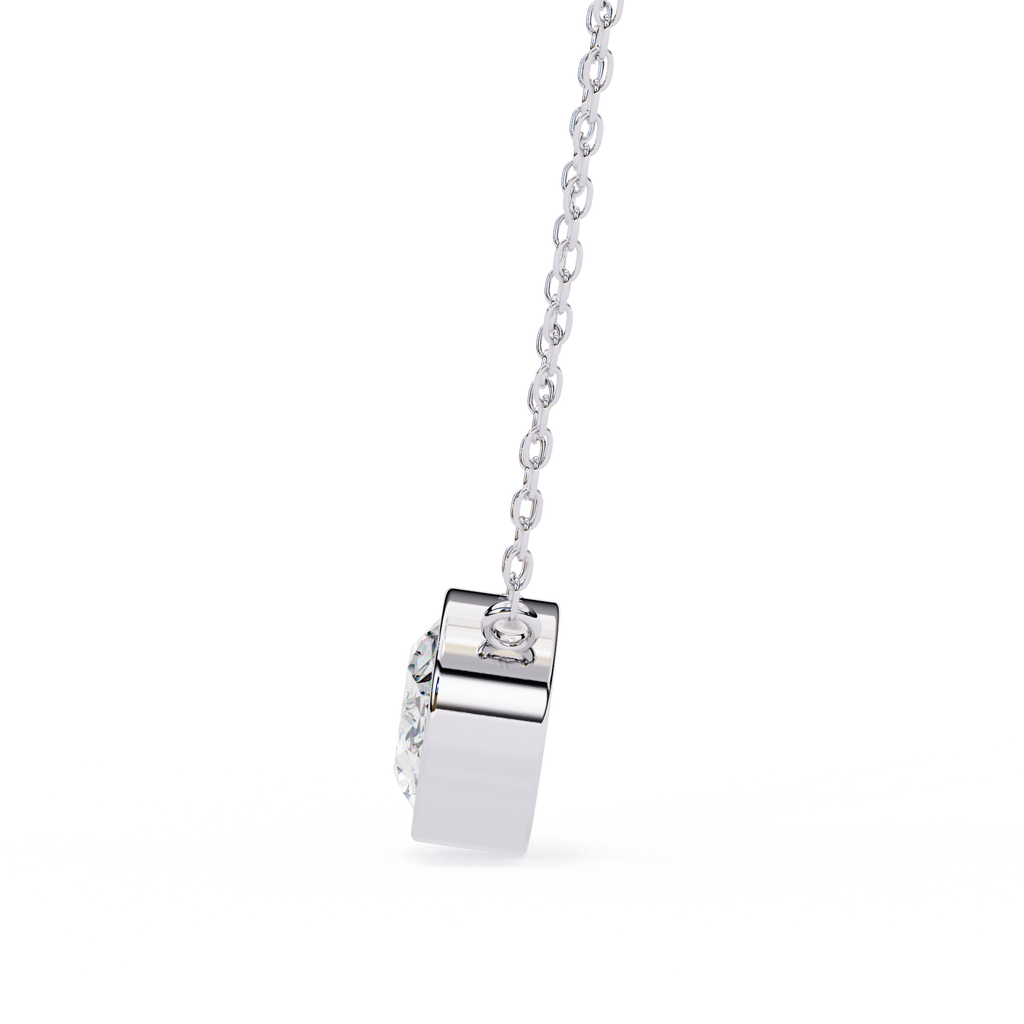 Oval-shaped diamond pendant in White Gold