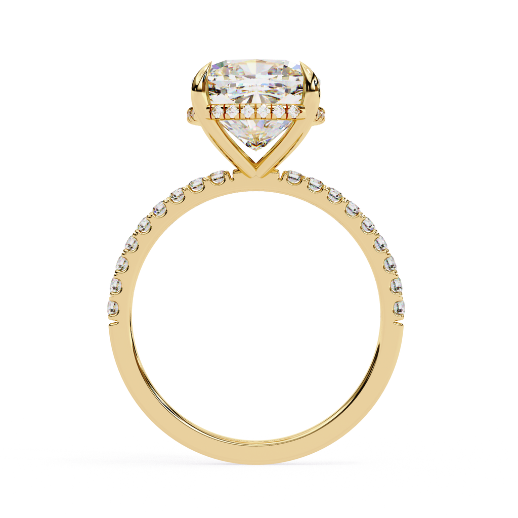 Luxury cushion shaped diamond ring