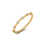Classic Round Diamond Wedding Band in Gold