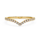 V shaped diamond band in gold with round brilliant diamonds