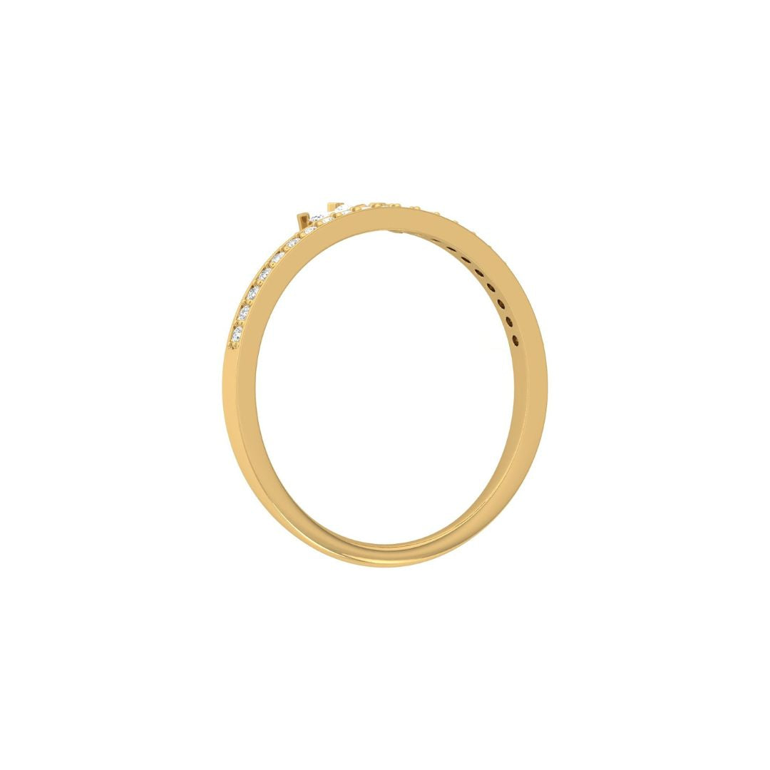 Diamond Wedding Band in Gold