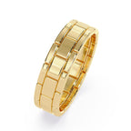 Chic honey comb design gold wedding ring