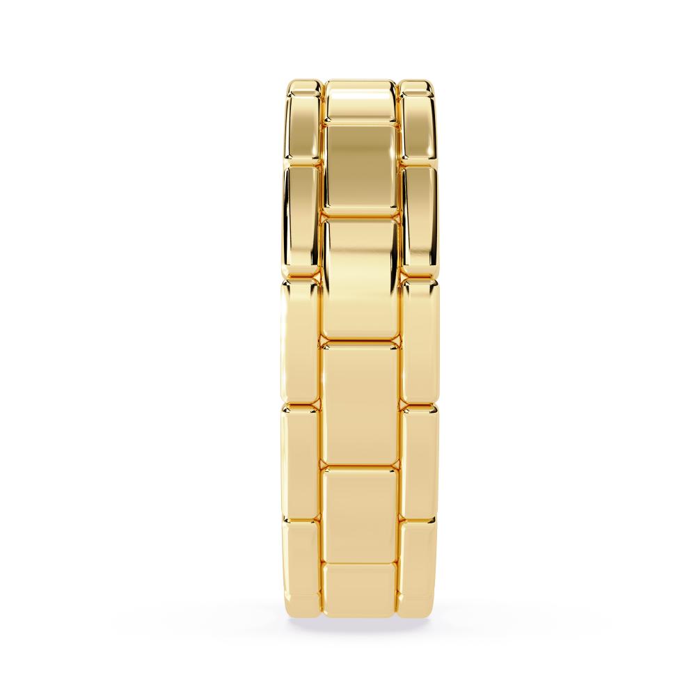 Designer gold wedding band