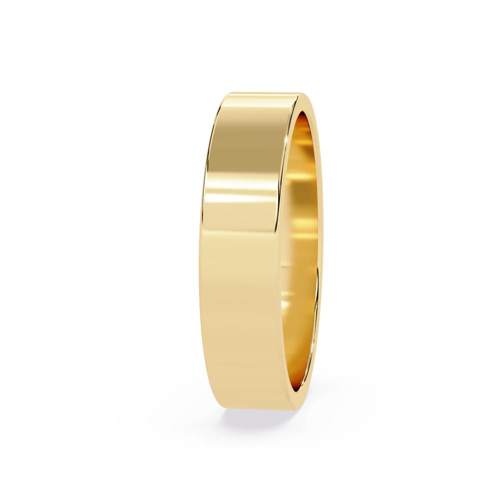 Lustrous Plain Gold Band