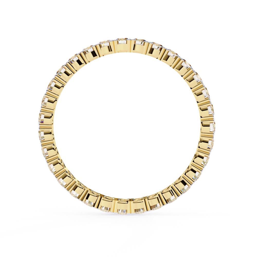 Round diamond wedding band in gold