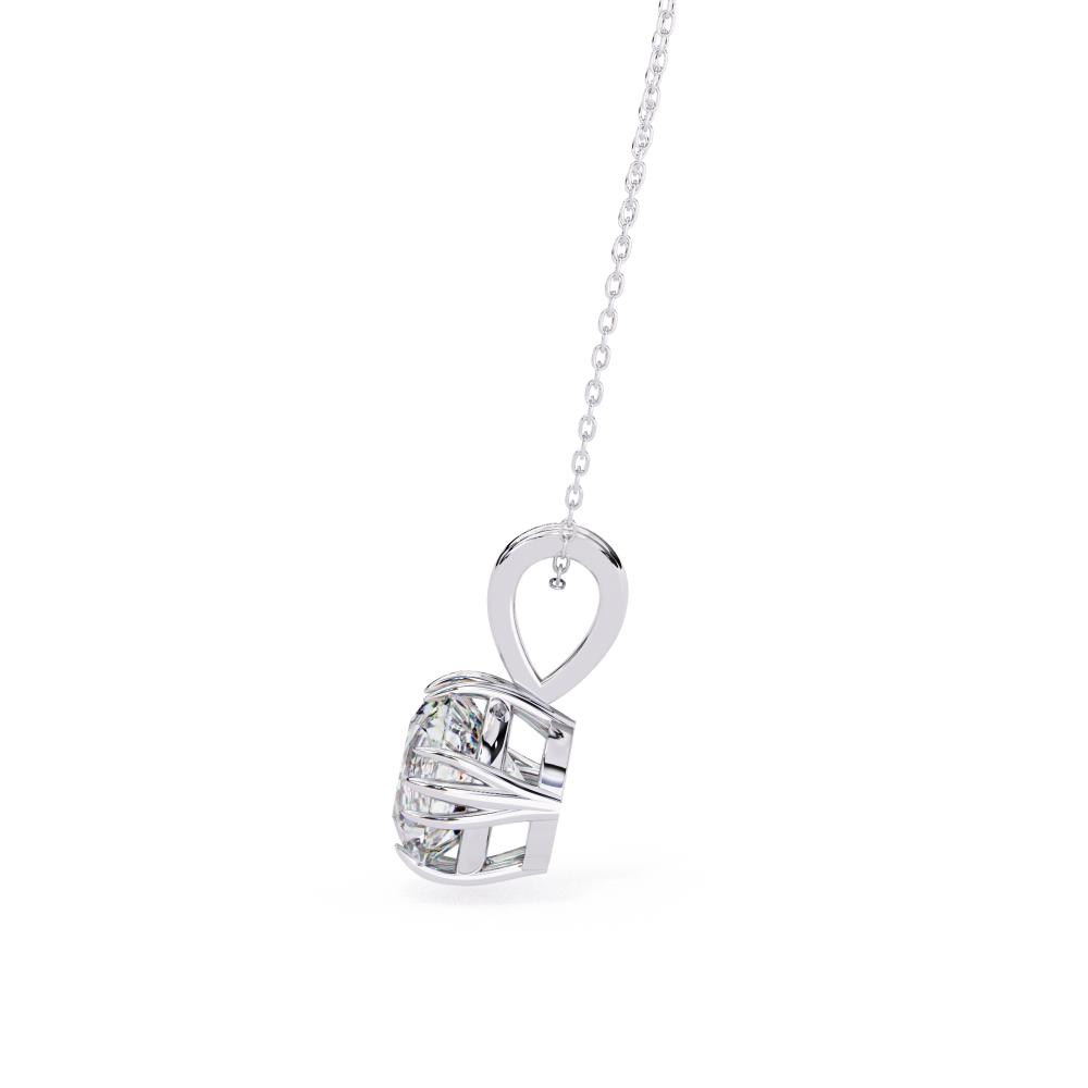 Diamond pendant in white gold