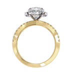 Diamond engagement ring in gold