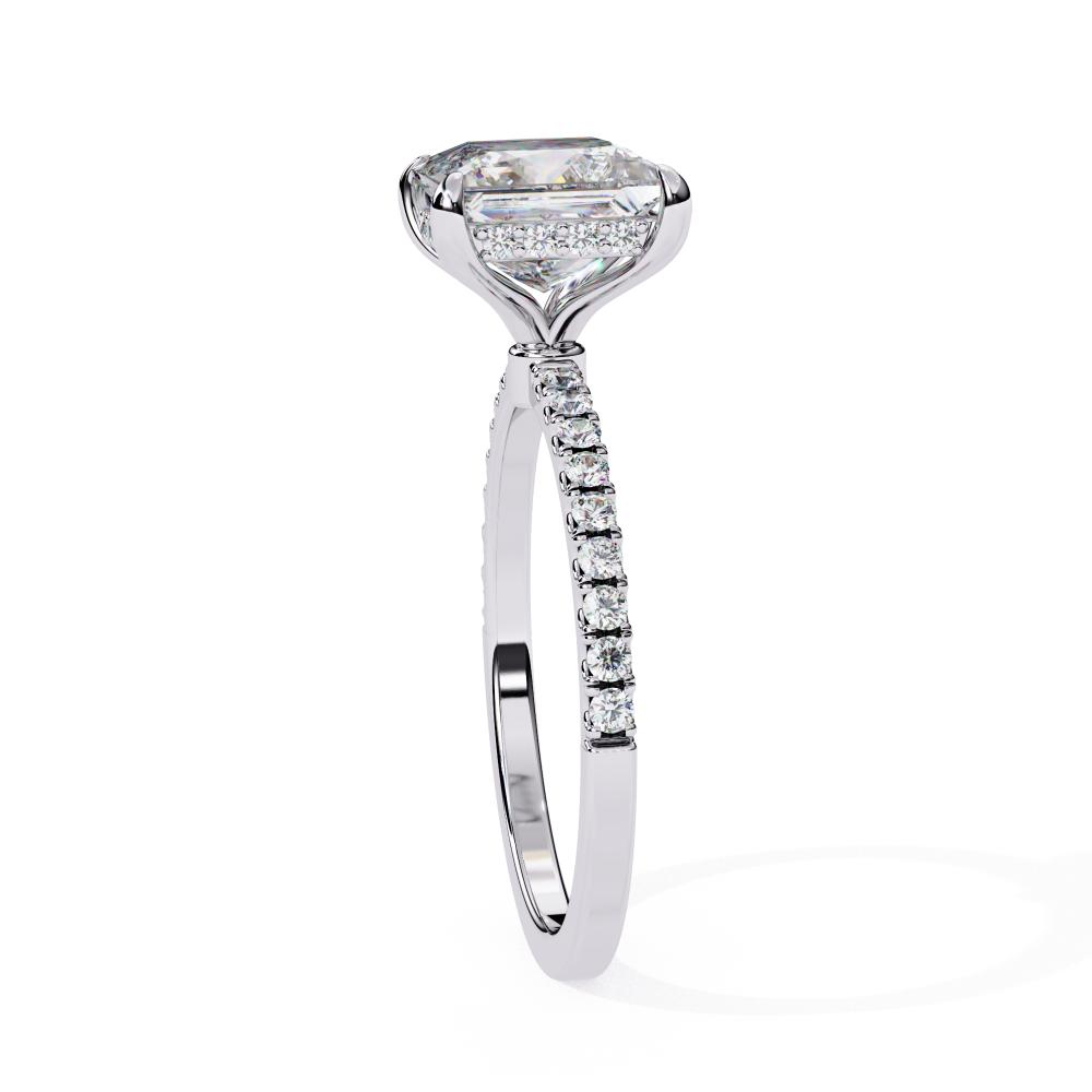 Lab grown princess cut diamond engagement ring