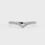 Chevron diamond band