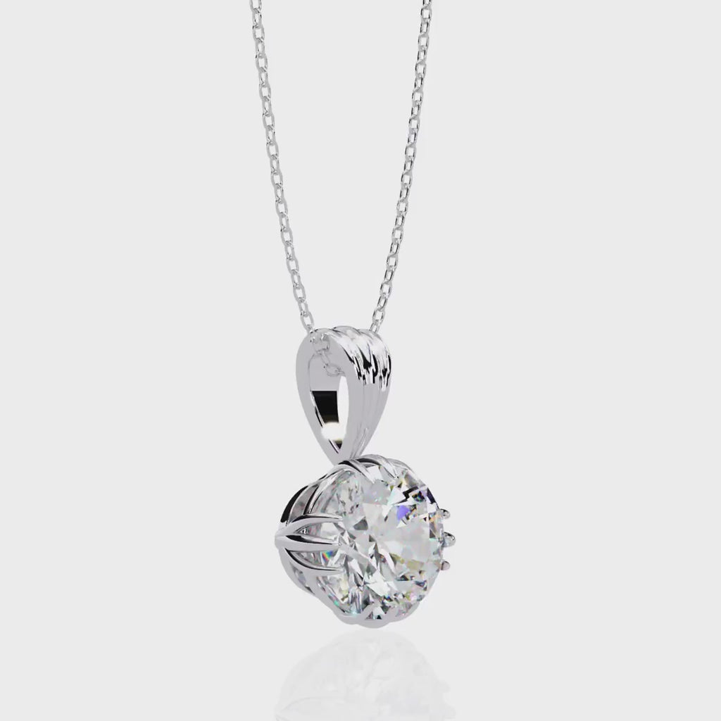 Chain with round solitaire diamond pendant