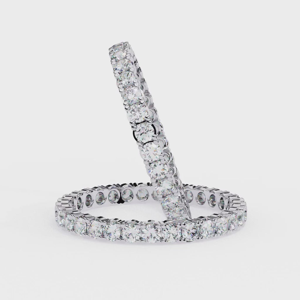 Round diamond eternity band