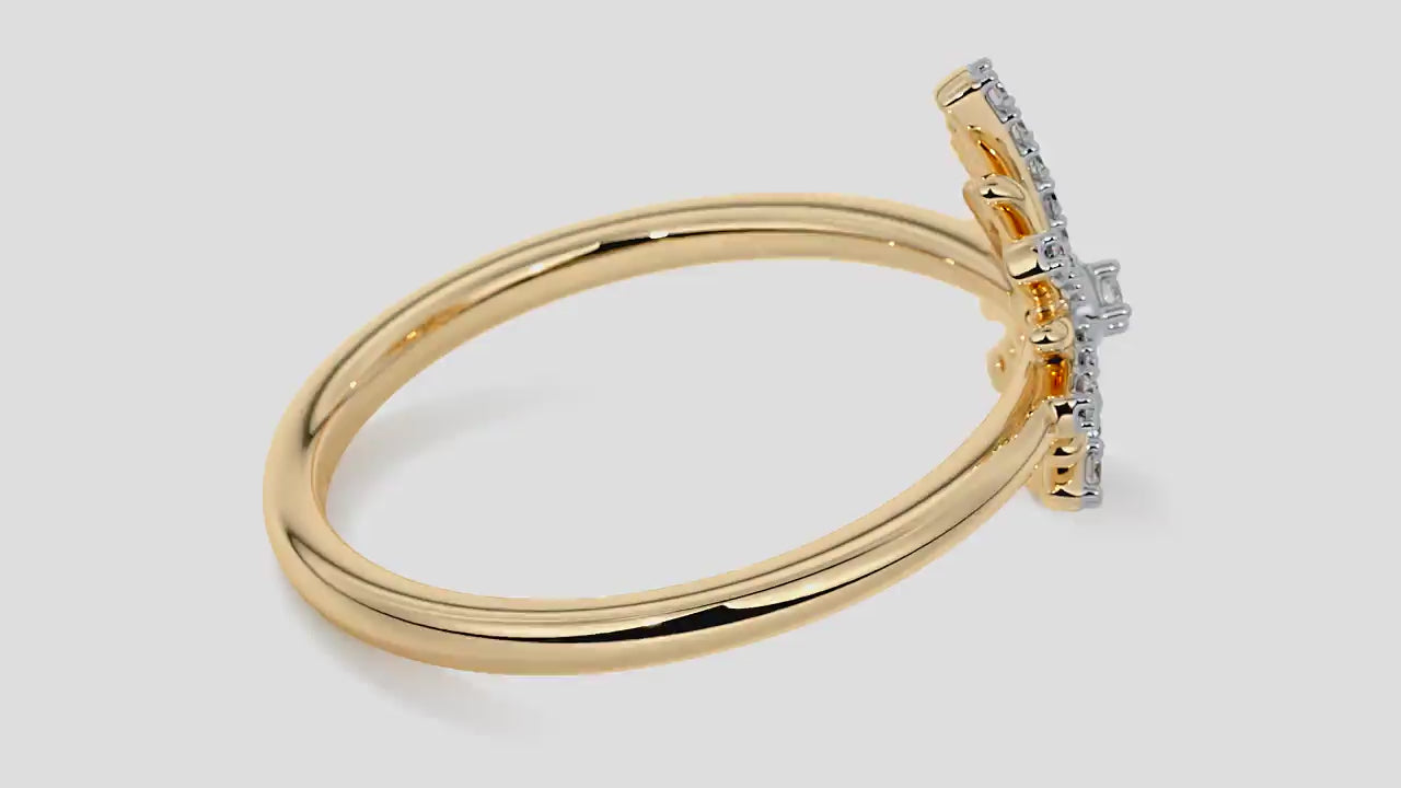 Diamond Cluster Starburst Flower Ring in Gold