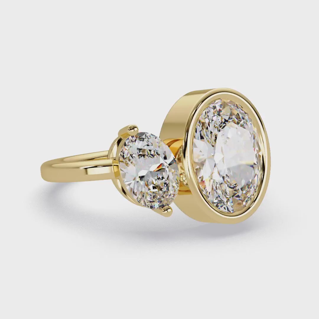 Two-Stone Oval Toi et Moi Engagement Ring in Gold